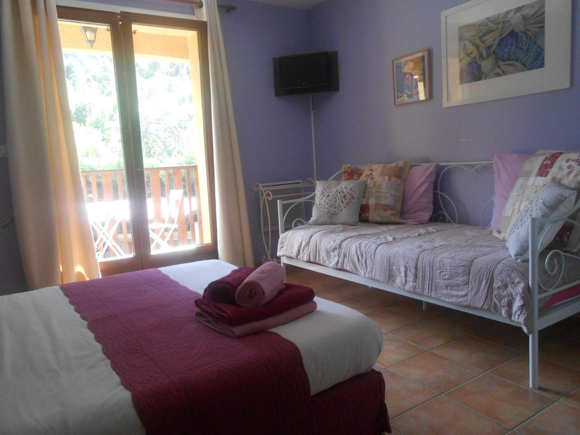 Bed and Breakfast Le Jardin Des Gorges Belvianes-et-Cavirac Номер фото