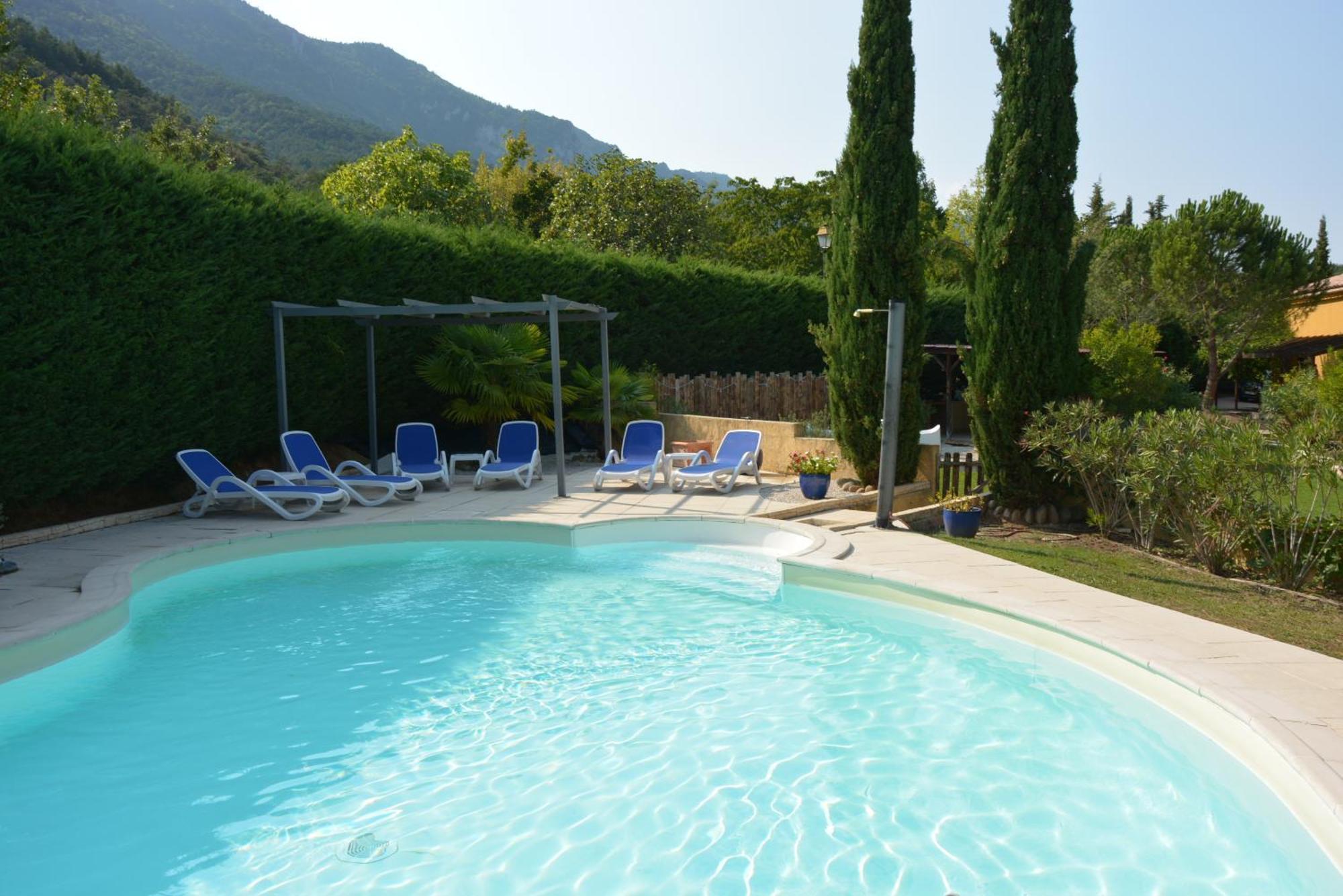 Bed and Breakfast Le Jardin Des Gorges Belvianes-et-Cavirac Екстер'єр фото